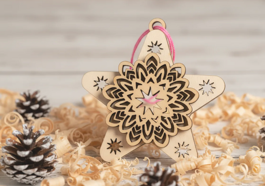 estrella cortada a laser con 3 capas