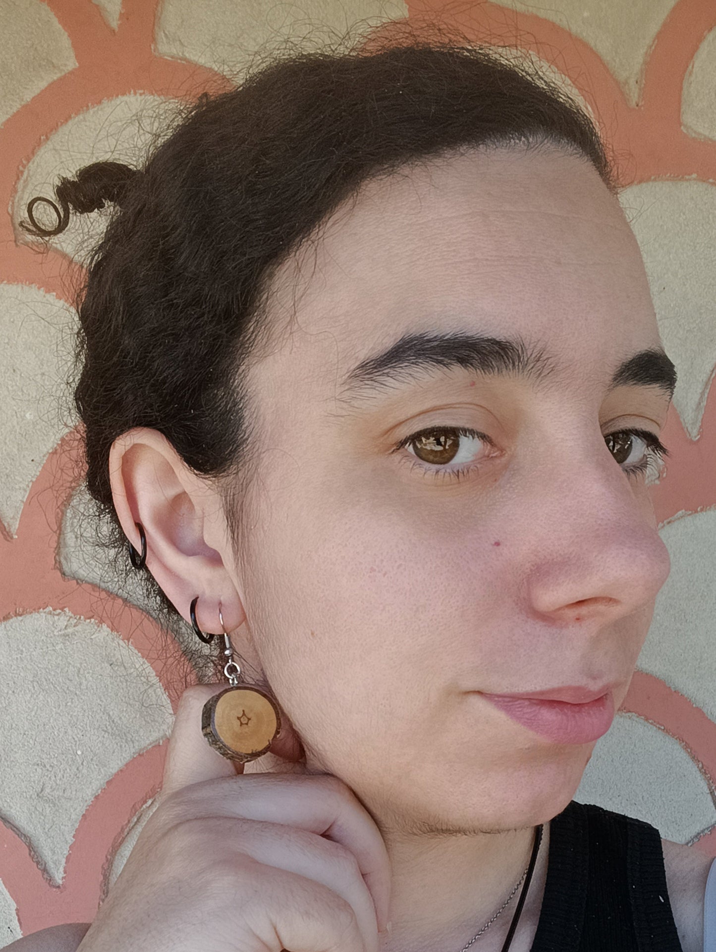 Pendientes artesanales de madera de chopo