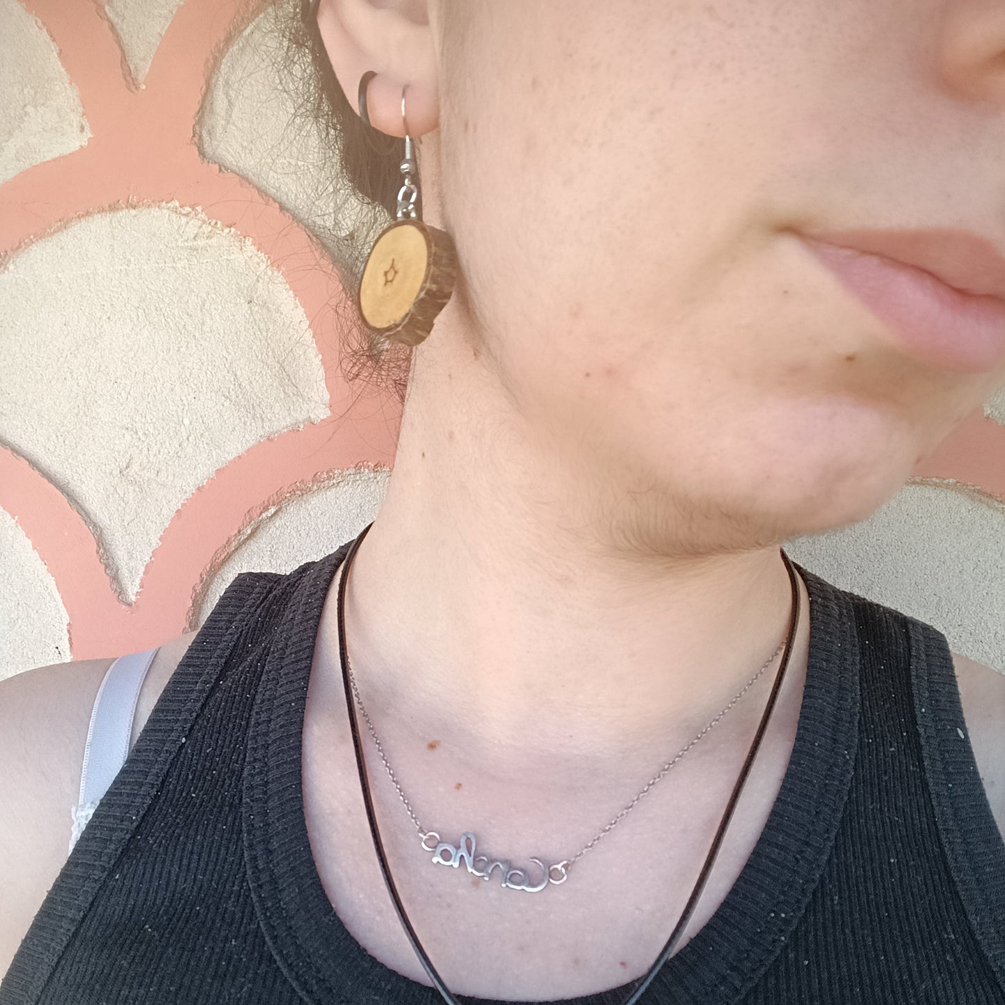 Pendientes artesanales de madera de chopo
