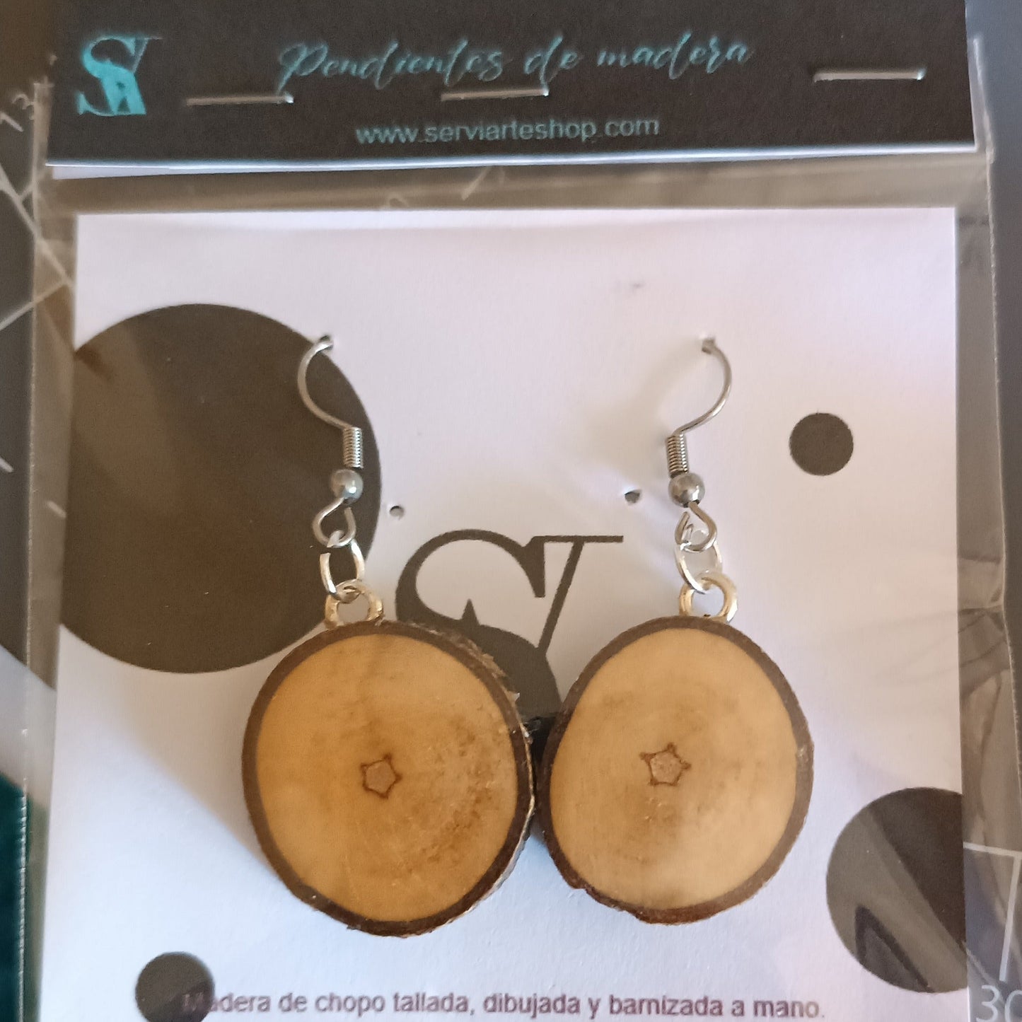 Pendientes artesanales de madera de chopo