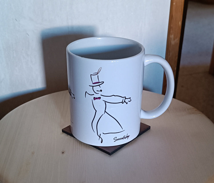Taza Esencia del Bosque con diseño de lobo y naturaleza mágica en cerámica blanca