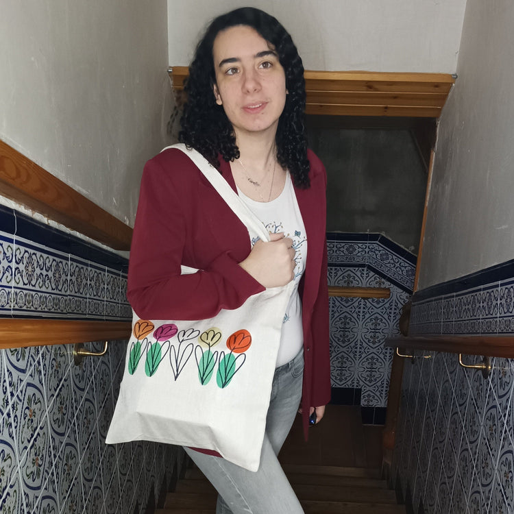 Bolsa de tela con diseño botánico minimalista, colección Botánica Cotidiana SerViArte