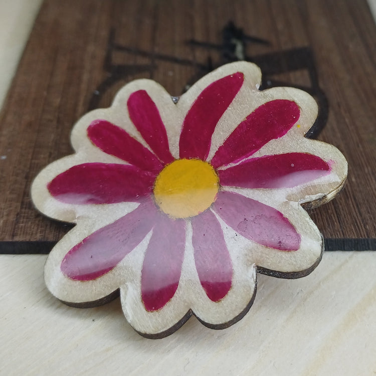 Imanes florales artesanales Trama Viva con flores pintadas a mano SerViArte Segovia