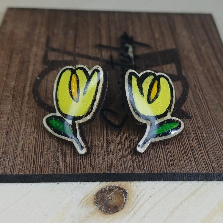 Pendientes Trama Viva artesanales de madera con diseño floral SerViArte Segovia