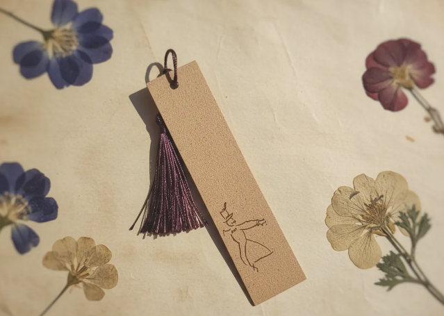 Marcapáginas Artesanal Encanto – Edición Única