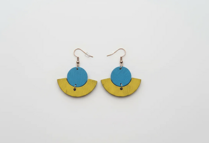 Handcrafted earrings made of hand-painted wood | Unique and lightweight designs