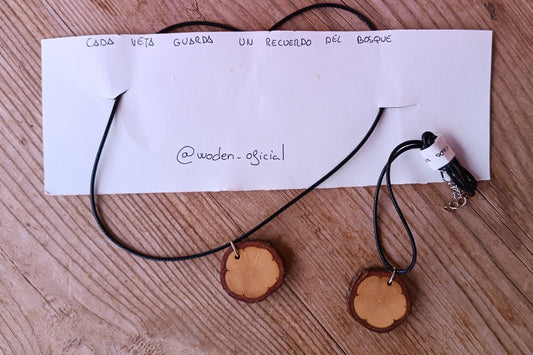 Collar de madera Woden