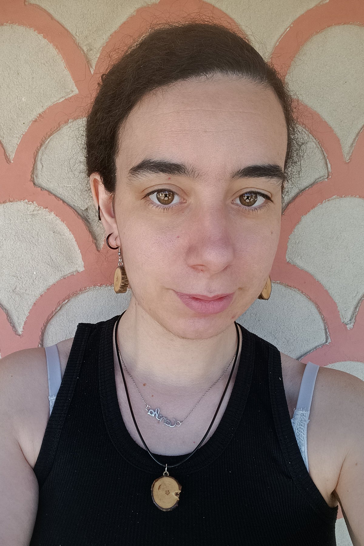Collar y pendientes artesanales de madera con flores al natural – SerViArte