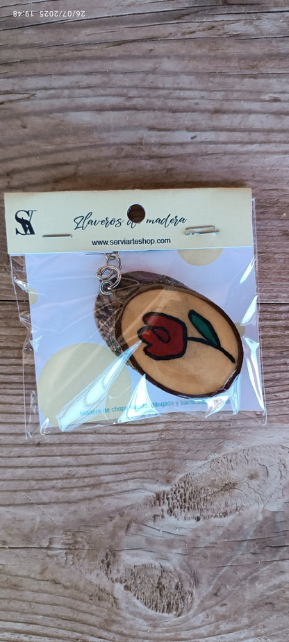 Llavero artesanal de madera de chopo – Pintado o sublimado a mano, con encanto natural