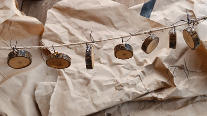 Pendientes artesanales de madera de chopo