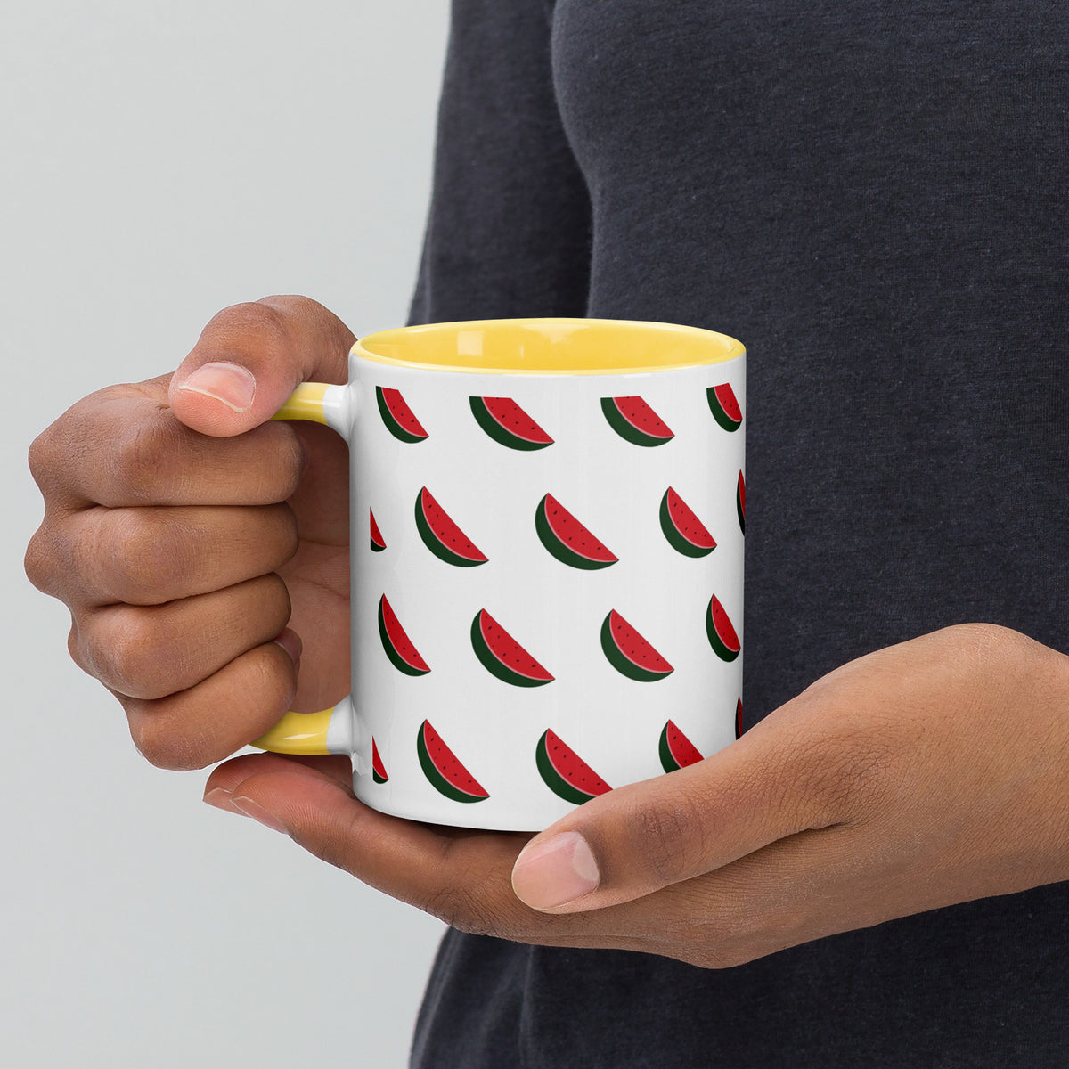 Taza cerámica Paraíso con interior amarillo y diseño frutal – SerViArte